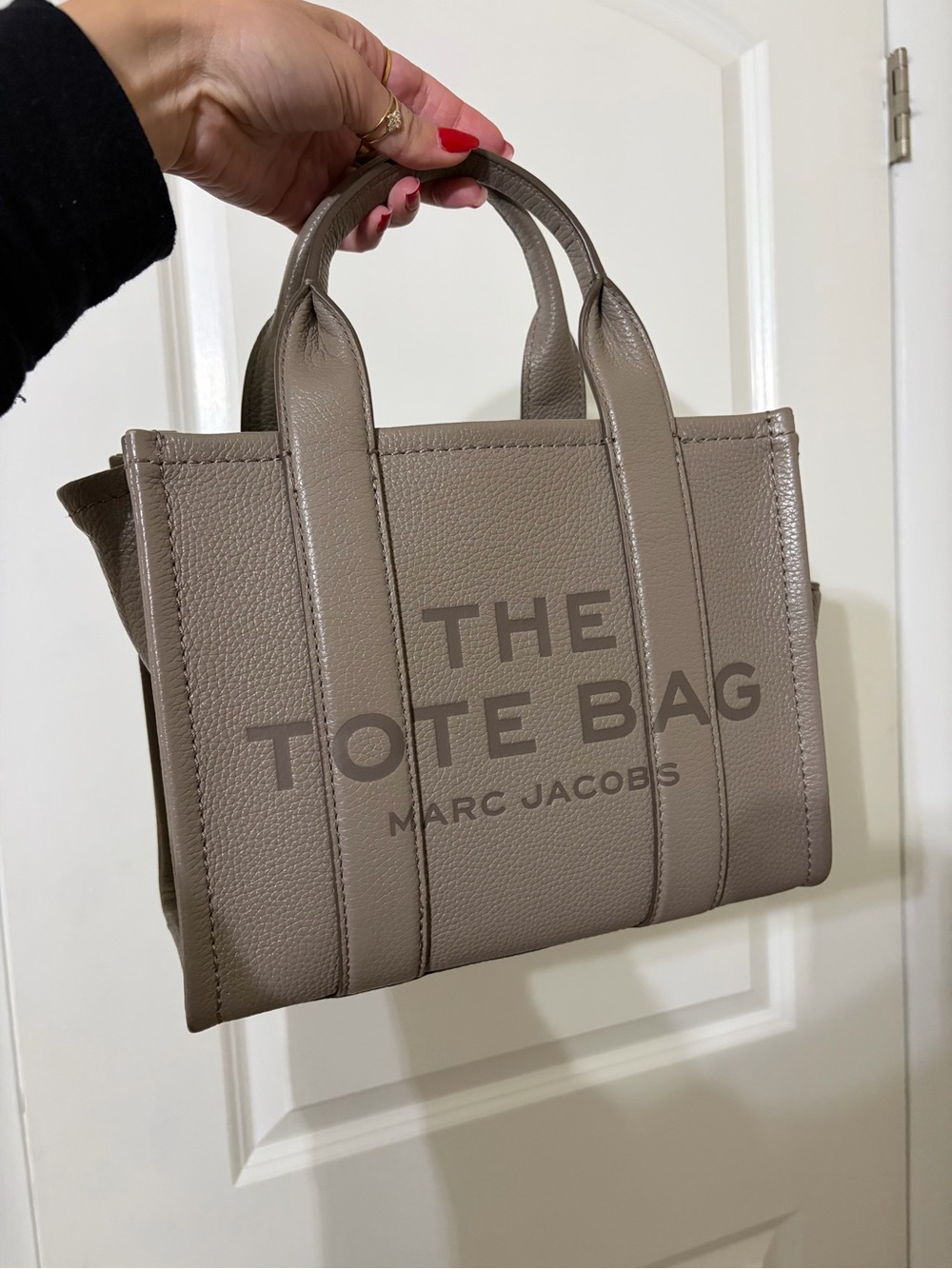 Marc Jacobs Small The Tote Bag in Cement